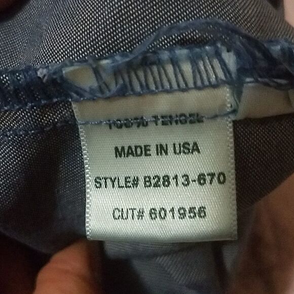 Bella Dahl chambray/denim button up shirt - Picture 5 of 8